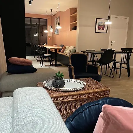 Maris Logies Bed & Breakfast 4*